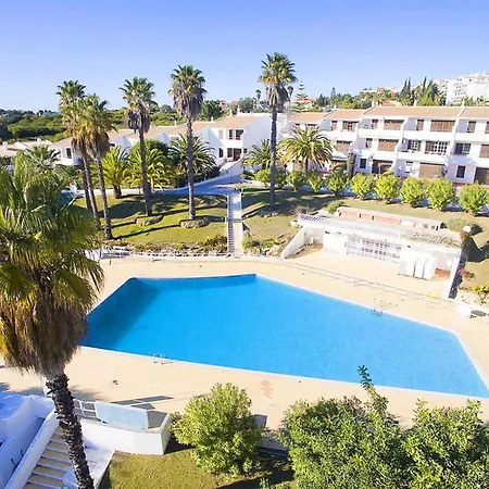 Villa Villa In Albufeira Near Golden Beaches *