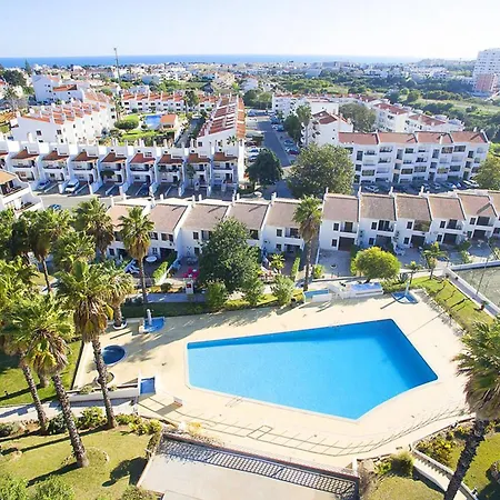 Villa Villa In Albufeira Near Golden Beaches *